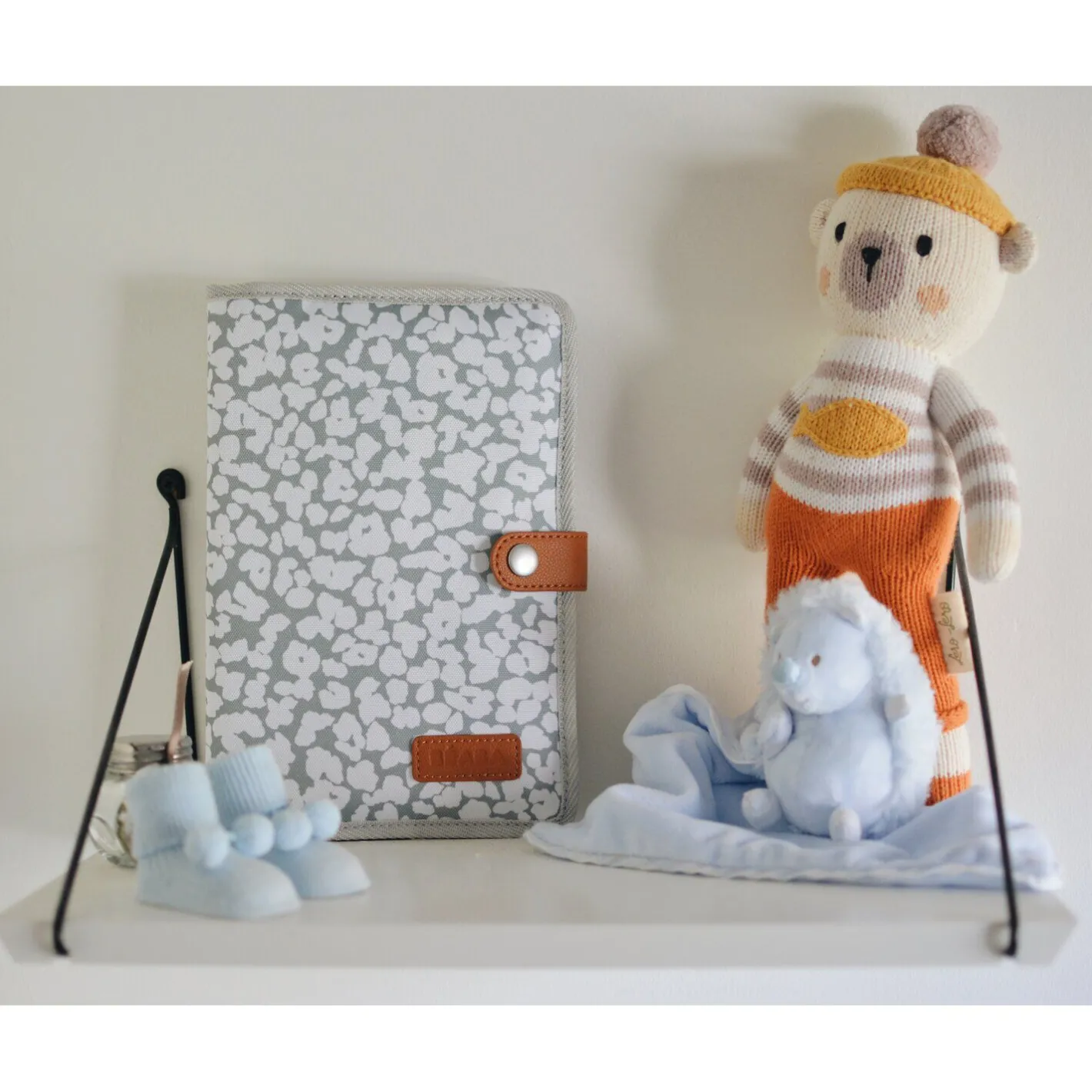 BÉABA Accessoires De Toilette*Protège carnet de santé Fleurs de cerisier Cherryblossom